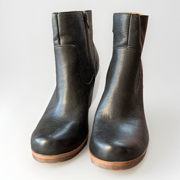 Kork-Ease Korks Women's Patrina Black Leather Bootie Size 9.5 Boots Zip - Picture 4 of 9